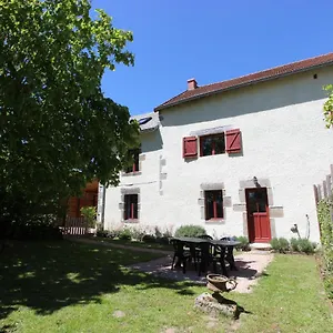 https://lava-lodge-espinasse.hotels-rhonealpes.com